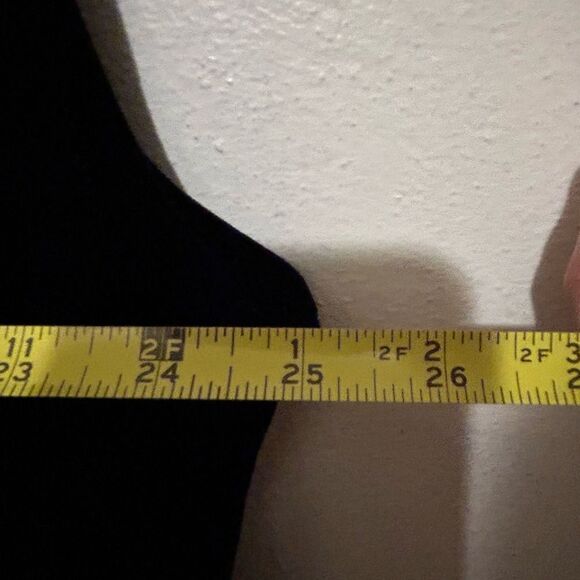 Velvet black dress size 22w / 24w no brand, small slit - Picture 7 of 7